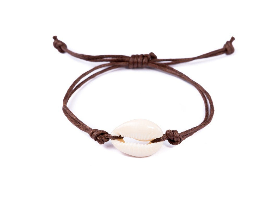 Sea shell handcrafted bracelet