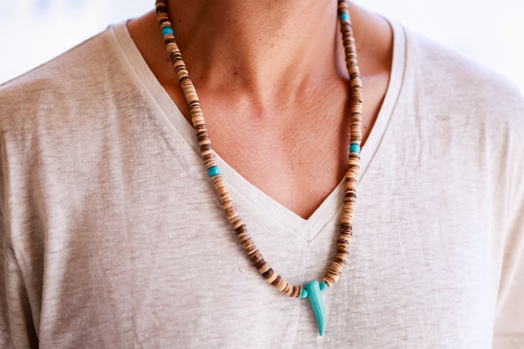 beads necklace wooden disc turquoise tooth