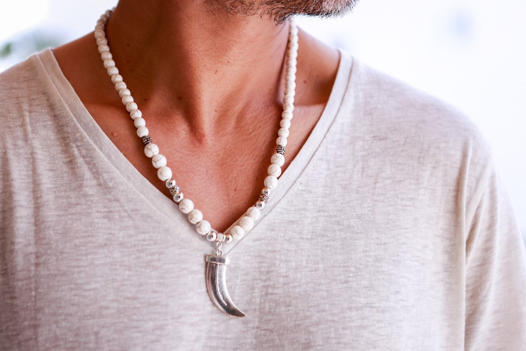 beads necklace white metal tooth pendant